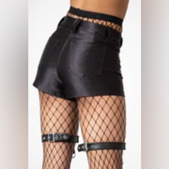 New With Tags Killstar Size Large HARDLINER GARTER SHORTS - Picture 6 of 6